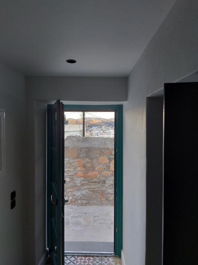 Ermoupolis hidden gems Appartement Buitenkant foto