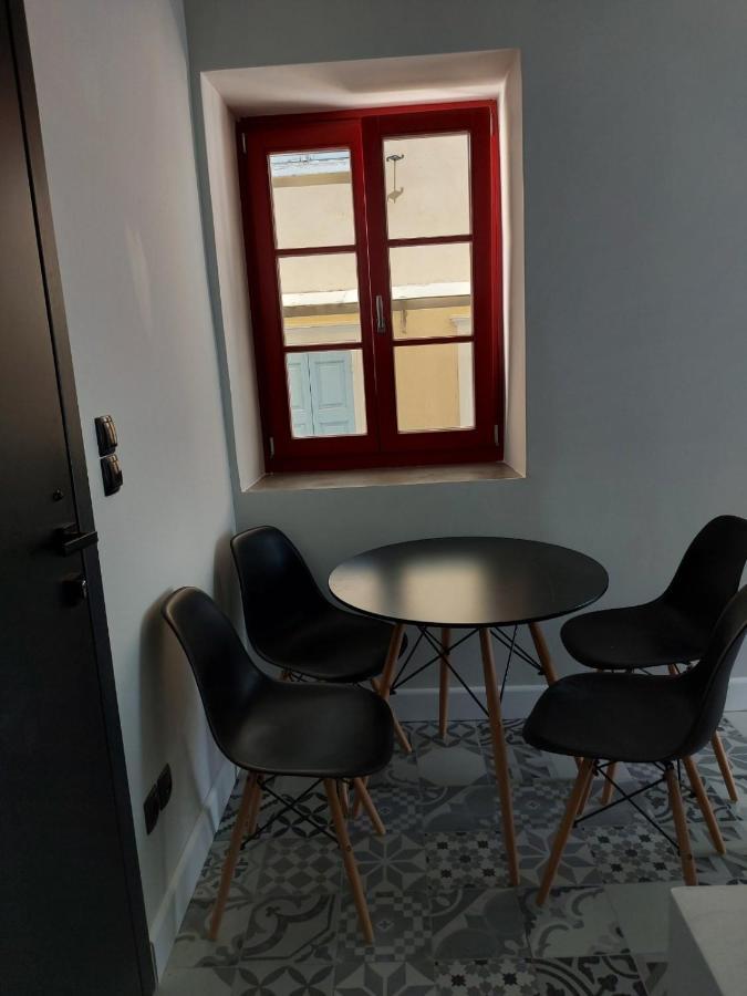 Ermoupolis hidden gems Appartement Buitenkant foto